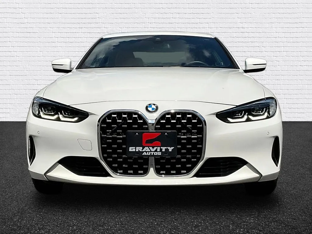BMW 4 Series photo 2