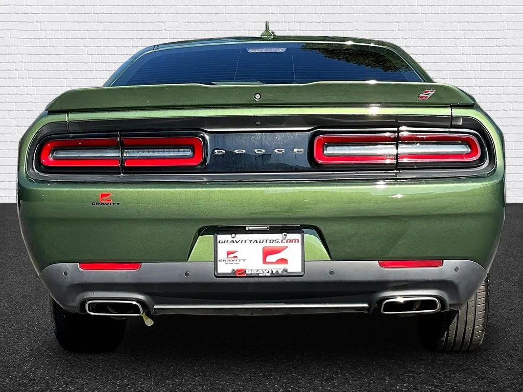 Dodge Challenger photo 5