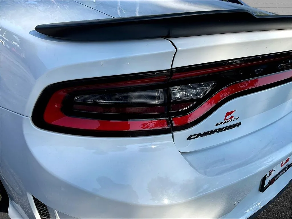 Dodge Charger photo 19