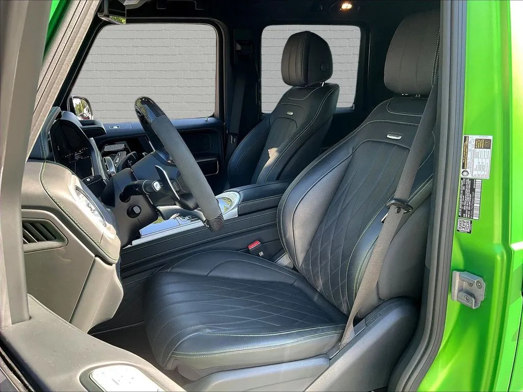 Mercedes-Benz G-Class photo 14