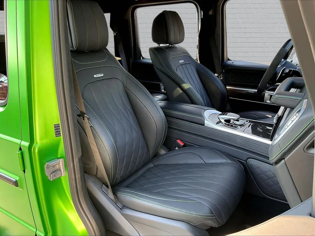 Mercedes-Benz G-Class photo 18
