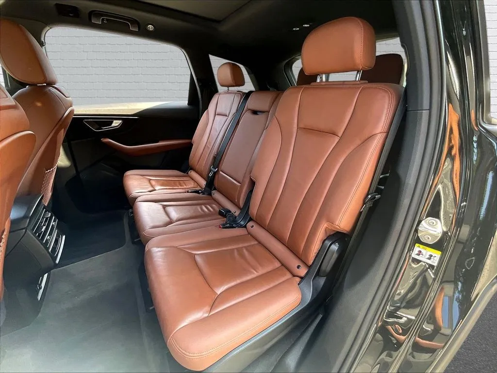 Audi Q7 photo 19