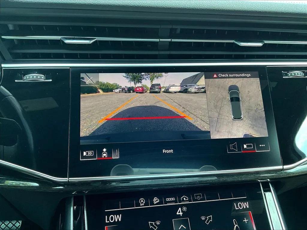 Audi Q7 photo 13