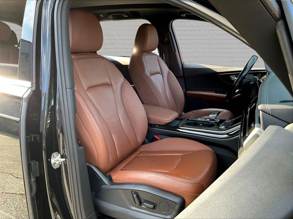 Audi Q7 photo 24