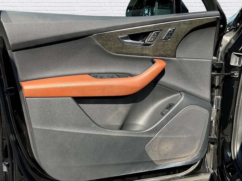 Audi Q7 photo 17