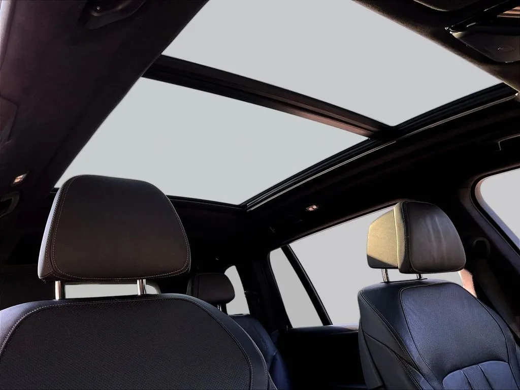 BMW X7 photo 23