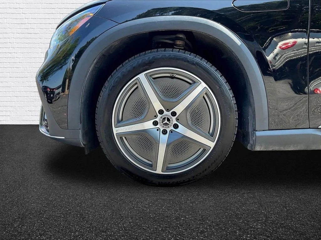 Mercedes-Benz EQE photo 21