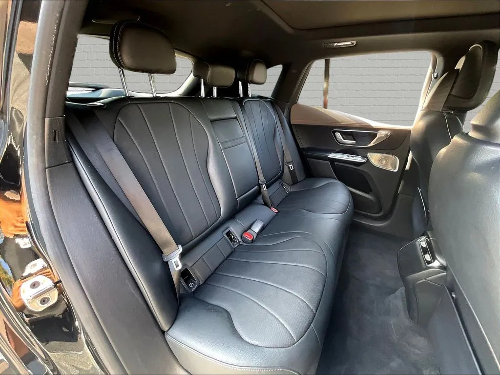 Mercedes-Benz EQE photo 17