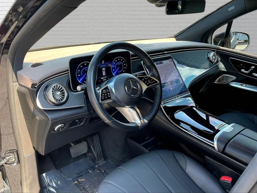 Mercedes-Benz EQE photo 13