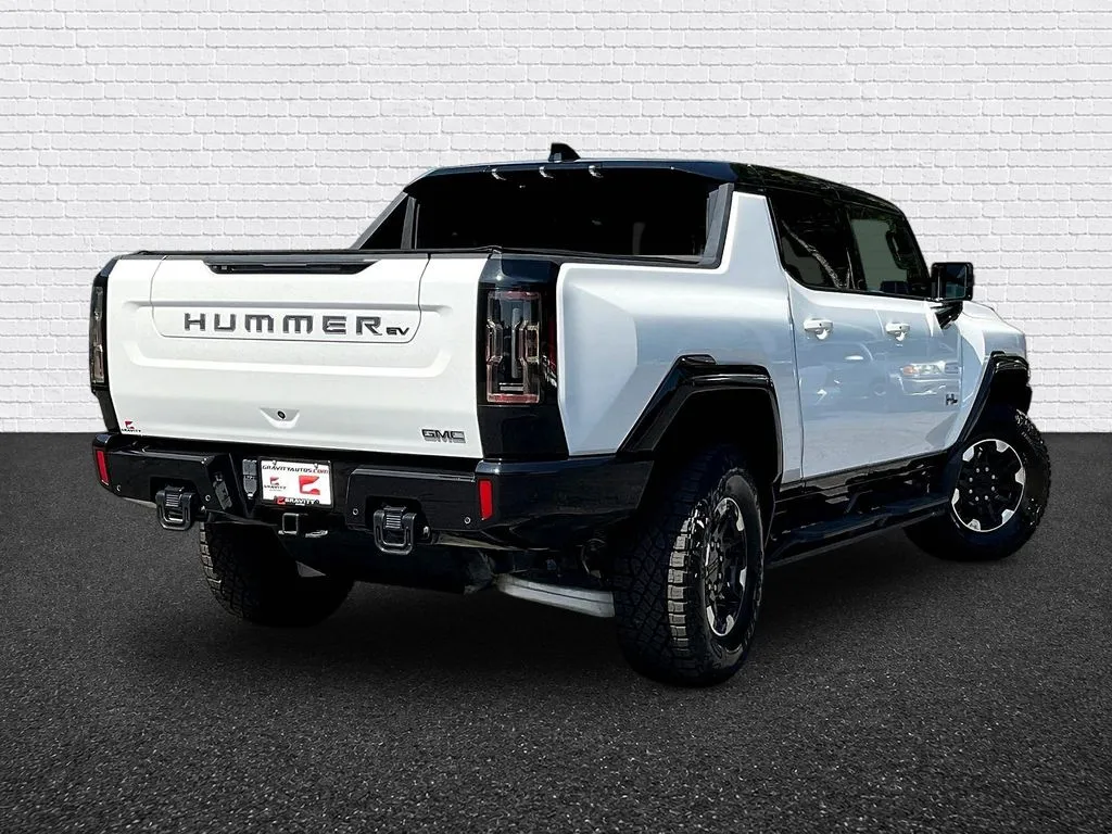 GMC Hummer EV photo 6