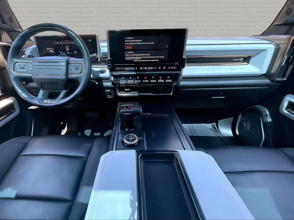 GMC Hummer EV photo 7