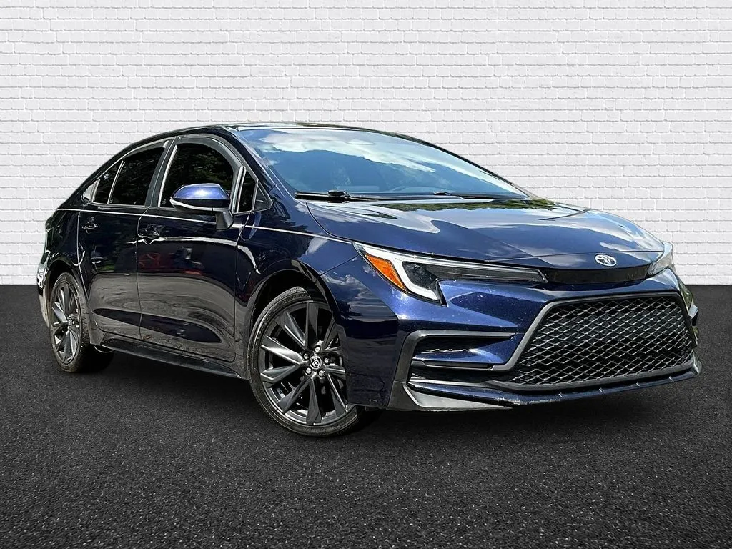 Toyota Corolla photo 3