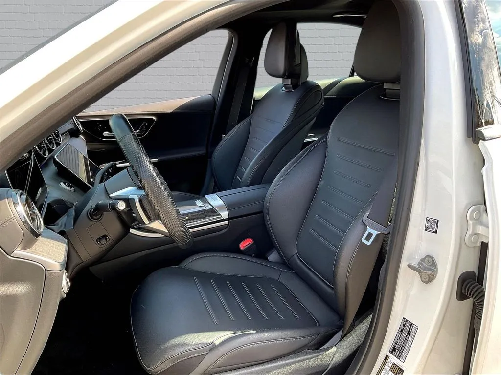 Mercedes-Benz C-Class photo 15
