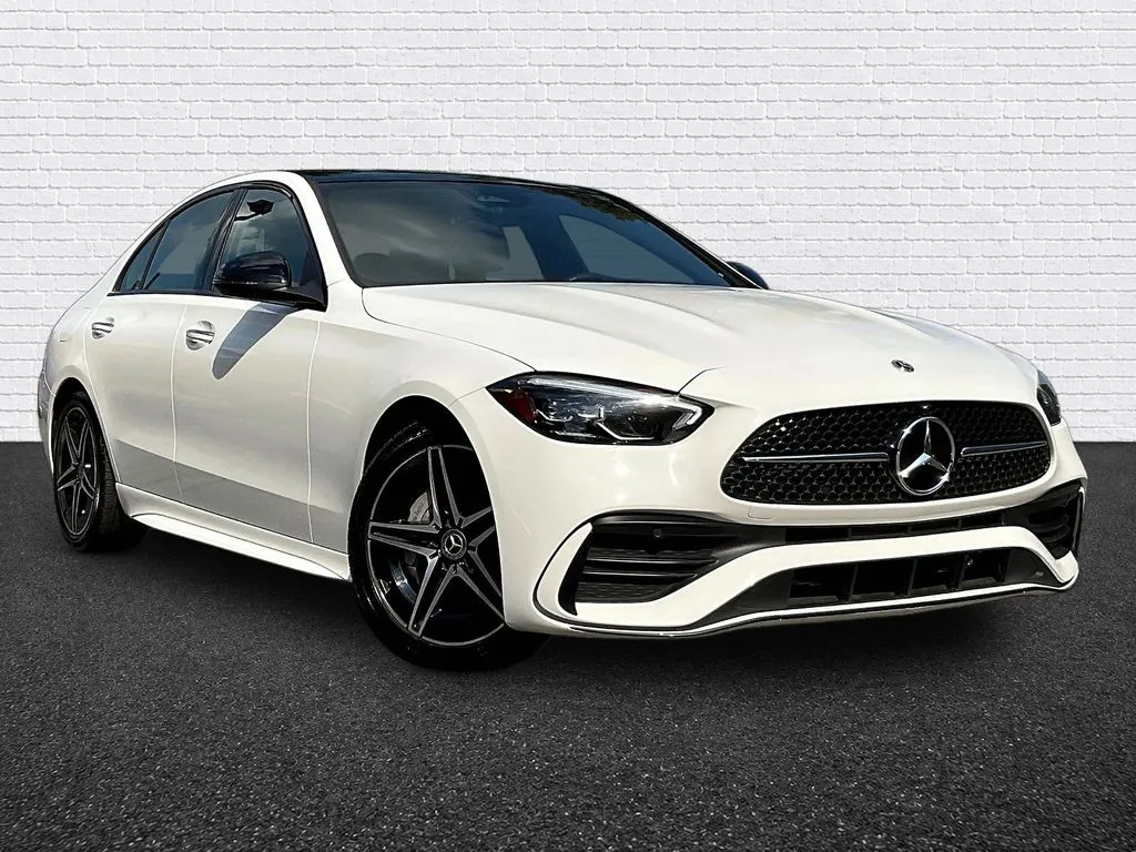 Mercedes-Benz C-Class photo 3