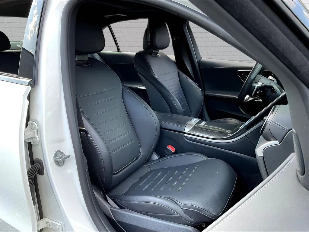 Mercedes-Benz C-Class photo 23