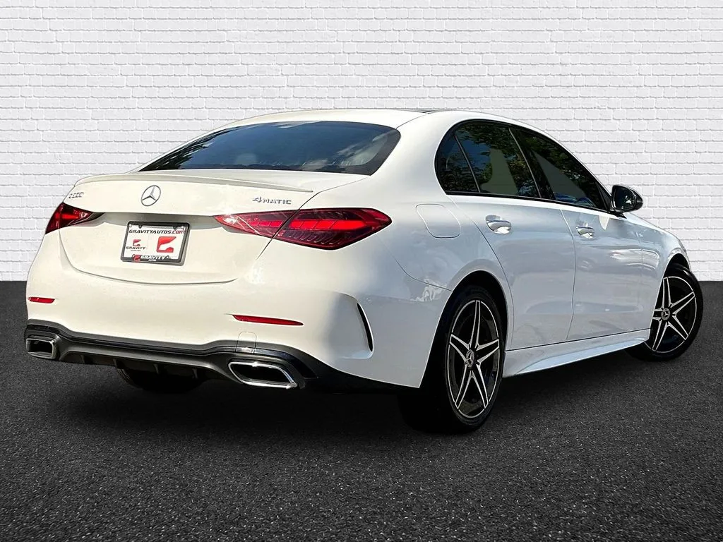 Mercedes-Benz C-Class photo 6