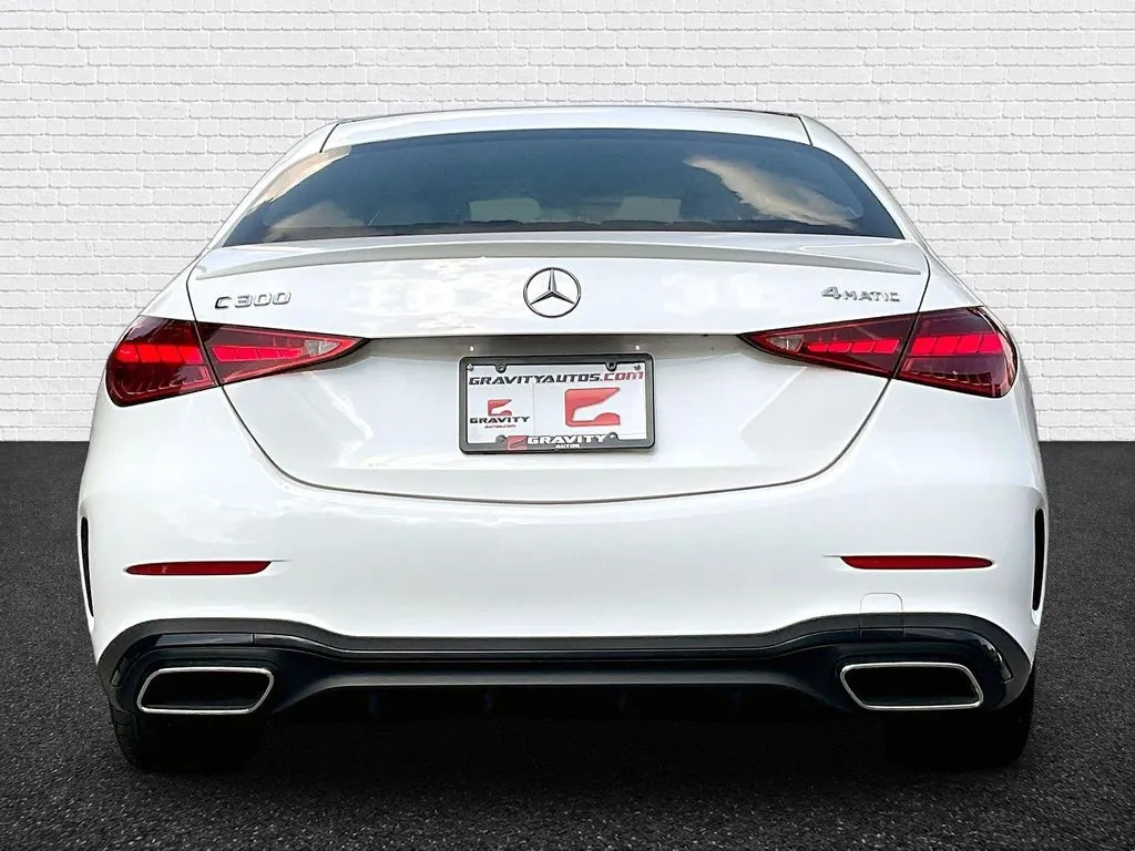 Mercedes-Benz C-Class photo 5