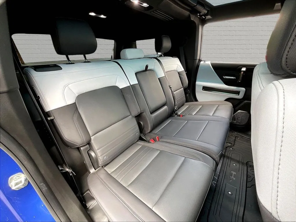 GMC Hummer EV SUV photo 22