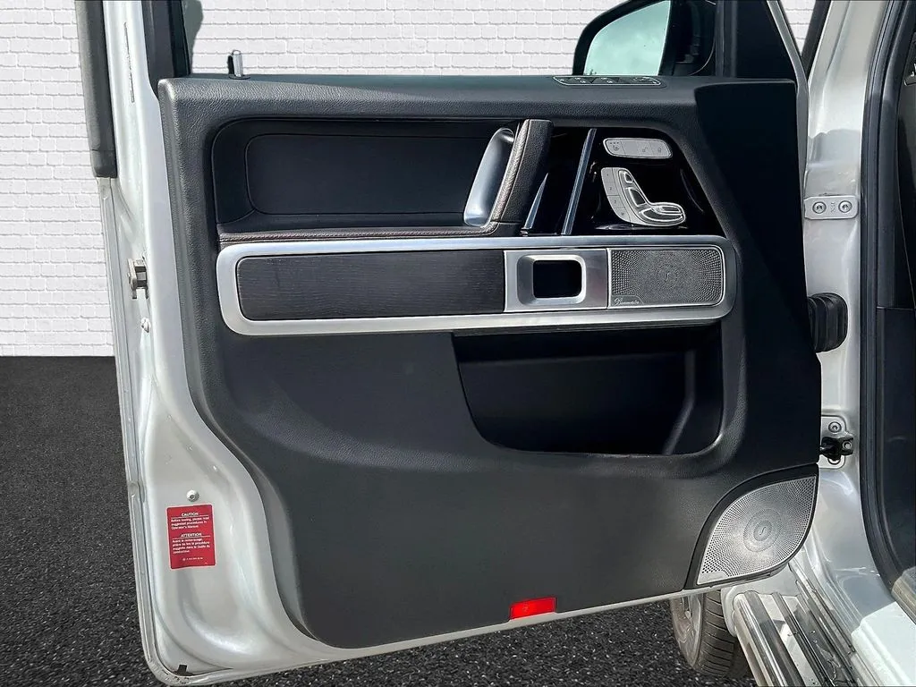 Mercedes-Benz G-Class photo 17