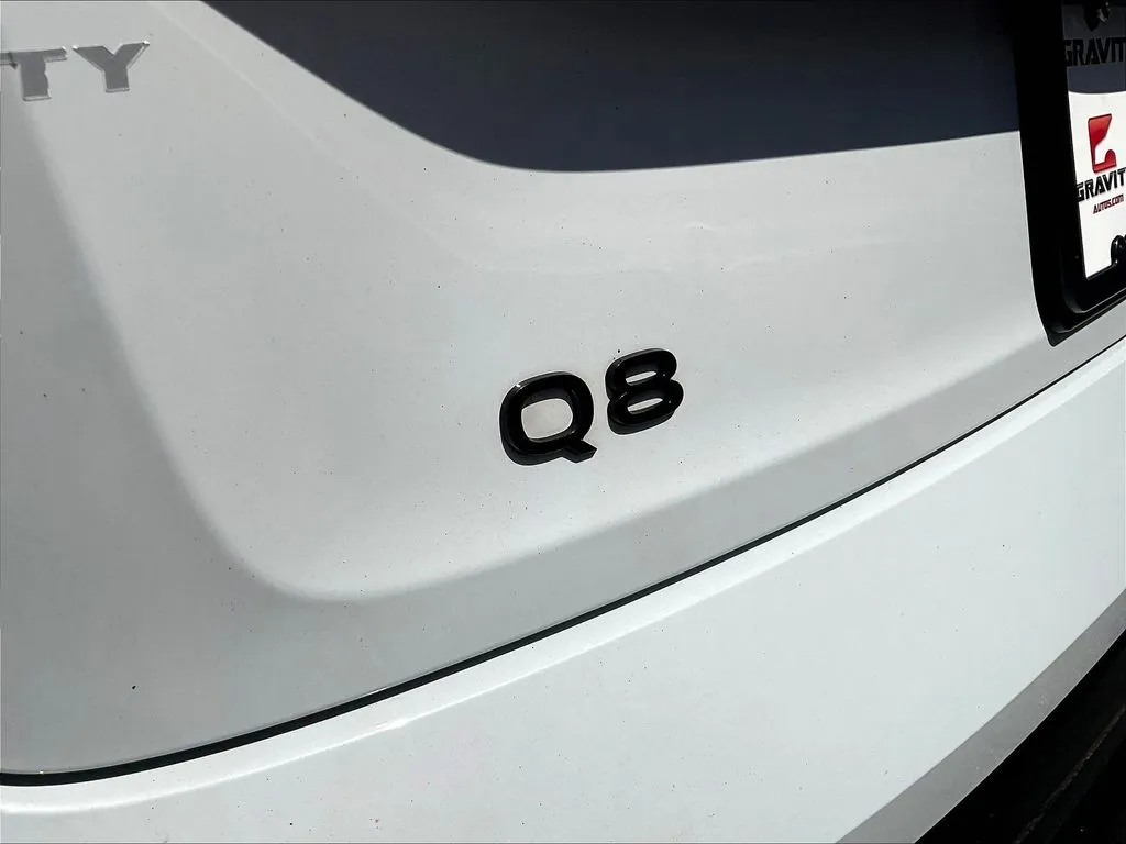 Audi Q8 e-tron photo 20