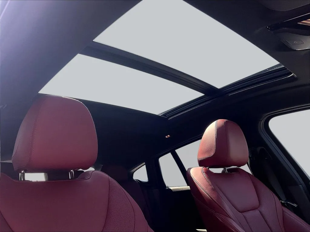 BMW X4 photo 25