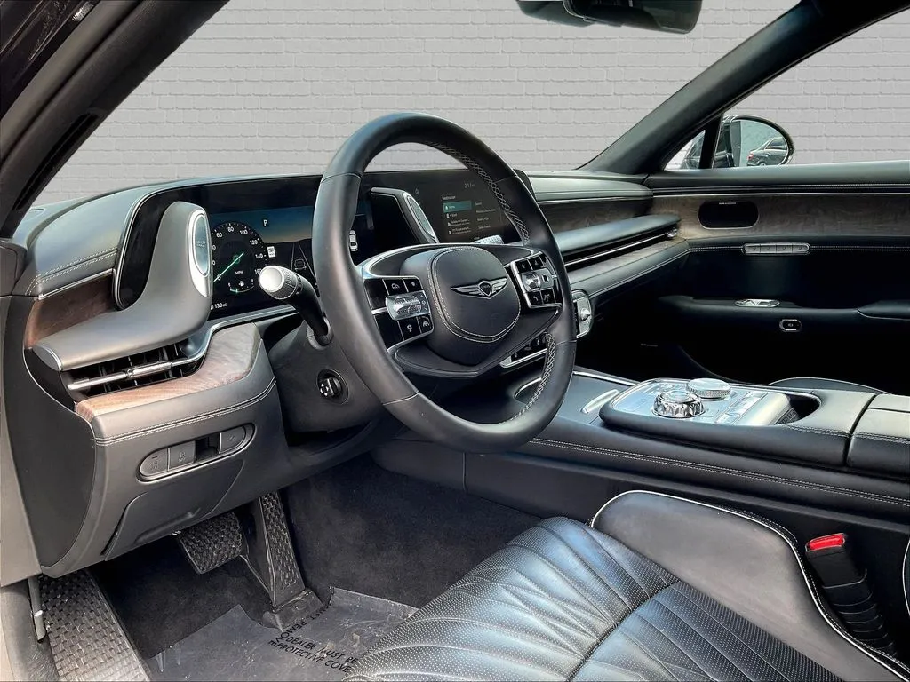 Genesis G90 photo 15