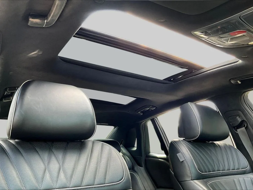 Genesis G90 photo 24