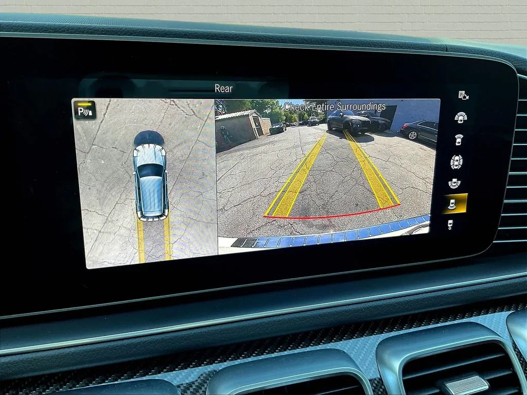 Mercedes-Benz GLE photo 14