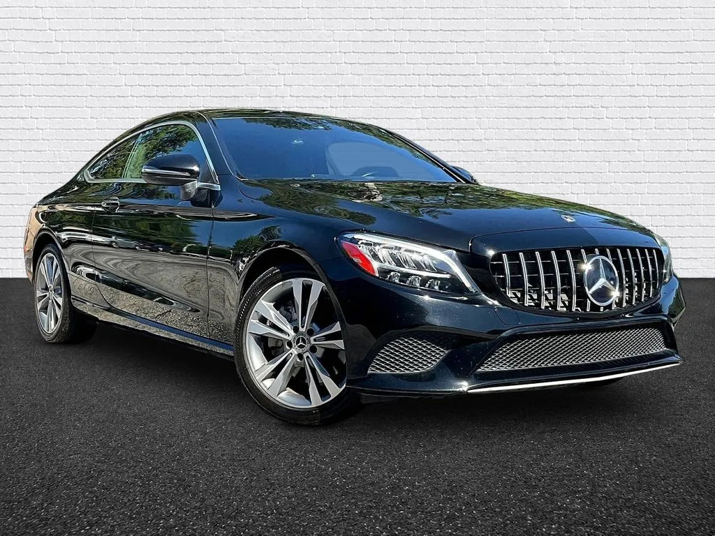 Mercedes-Benz C-Class photo 3