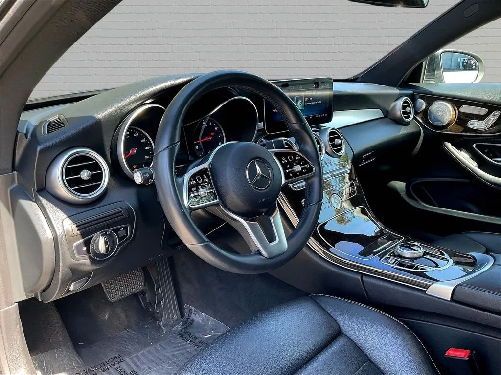 Mercedes-Benz C-Class photo 12