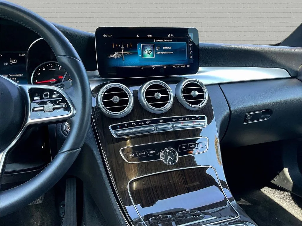 Mercedes-Benz C-Class photo 8