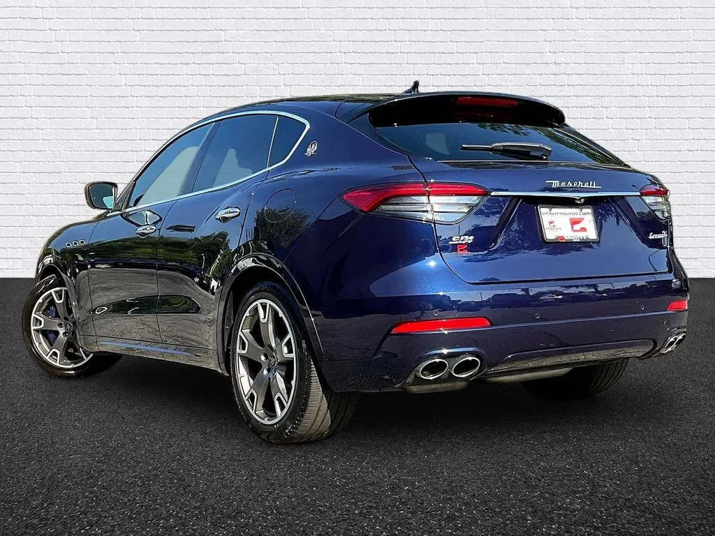 Maserati Levante photo 4