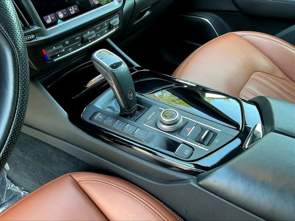 Maserati Levante photo 15