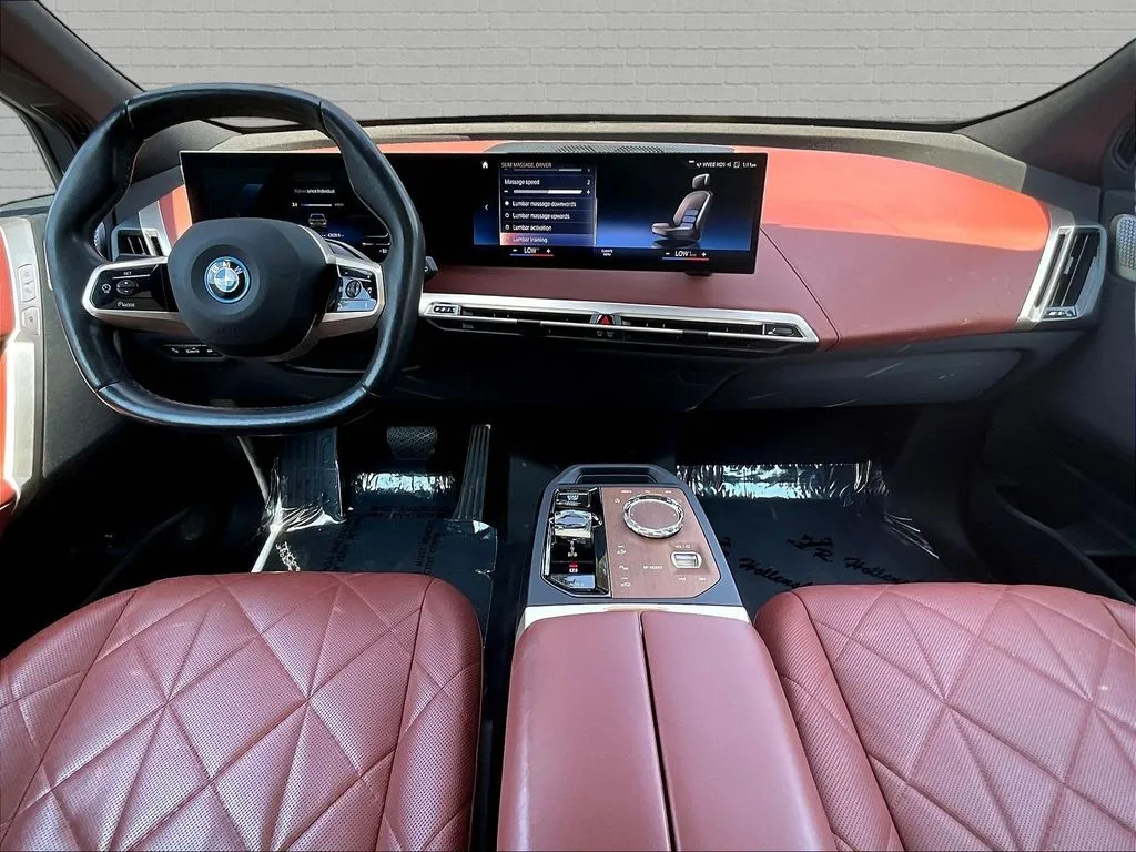 BMW iX photo 7