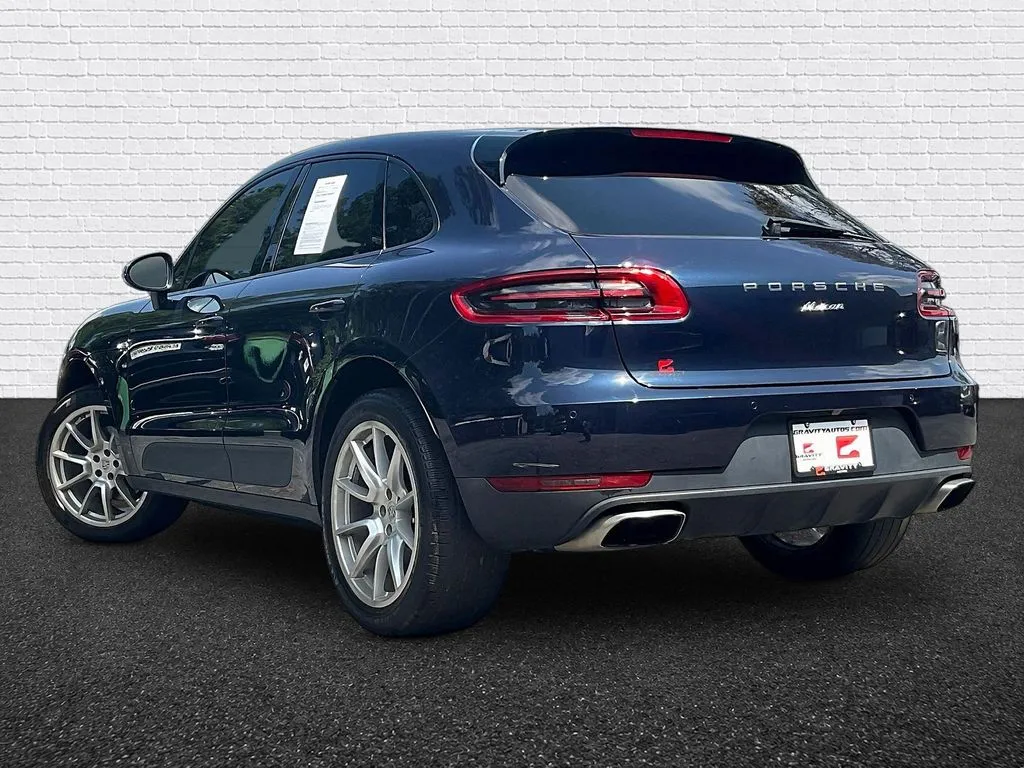 Porsche Macan photo 3