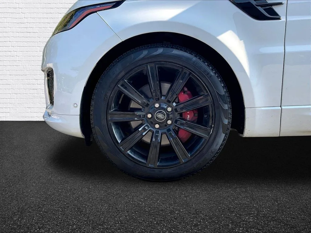 Land Rover Range Rover Sport photo 23