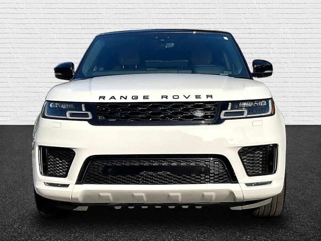 Land Rover Range Rover Sport photo 2