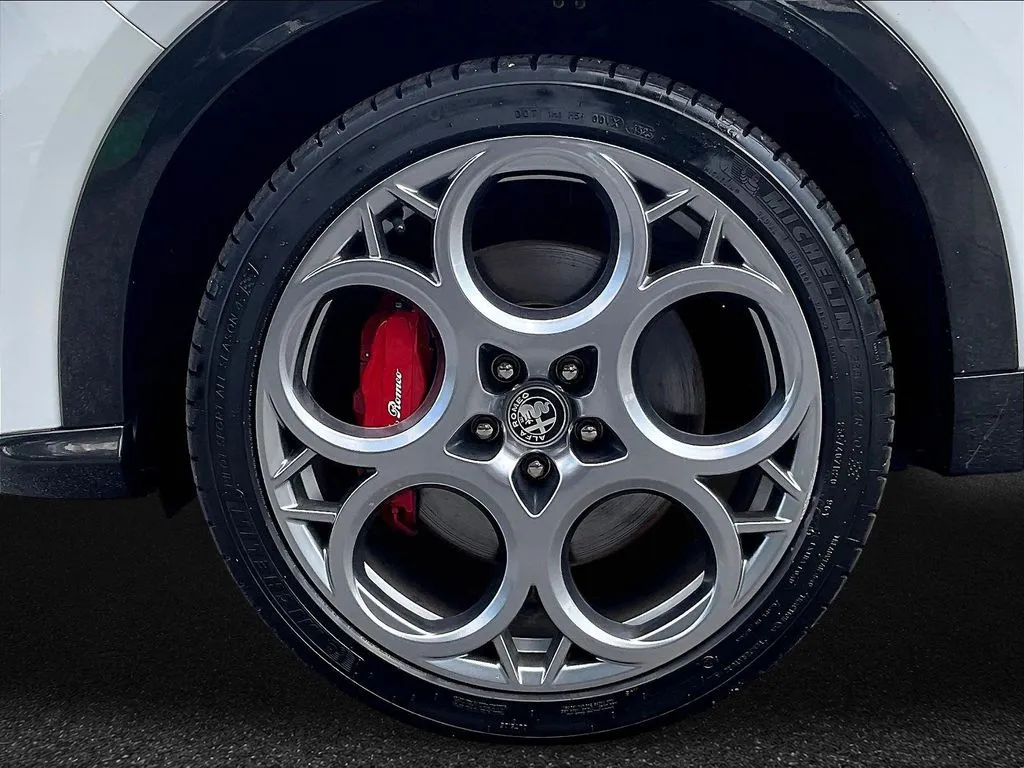 Alfa Romeo Tonale photo 21