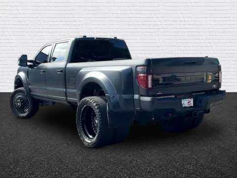 More photos of 2022 Ford F-450SD Platinum at Gravity Autos Roswell, GA