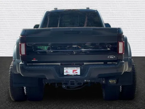 More photos of 2022 Ford F-450SD Platinum at Gravity Autos Roswell, GA
