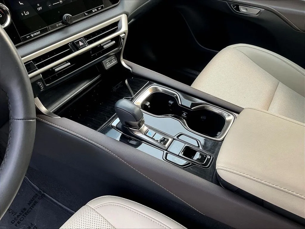 Lexus RX photo 15