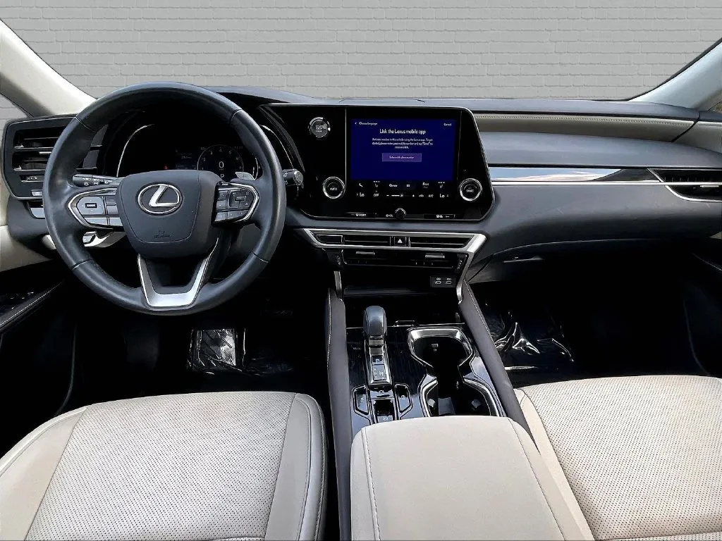 Lexus RX photo 6