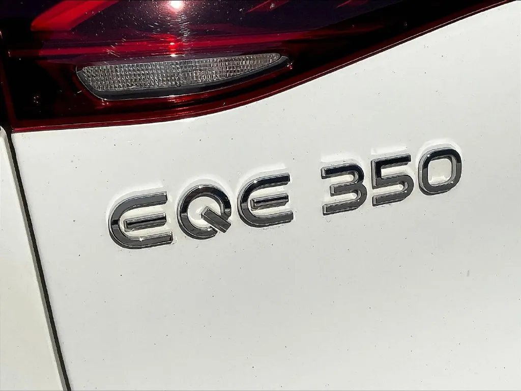 Mercedes-Benz EQE photo 21