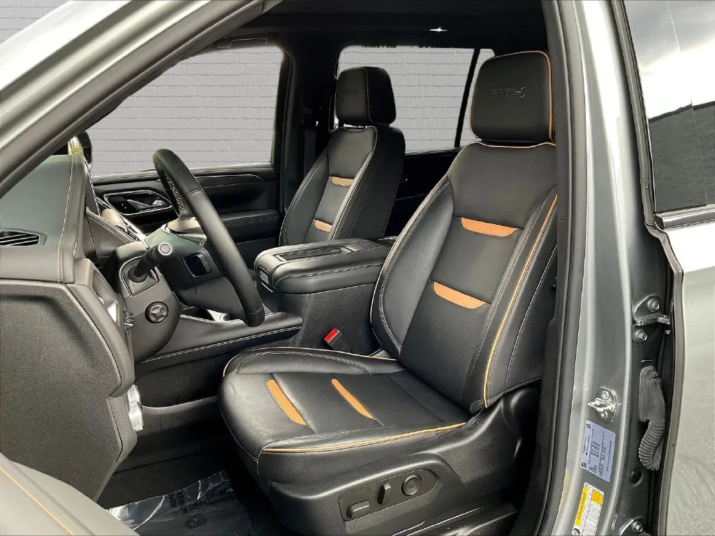 GMC Yukon XL photo 15