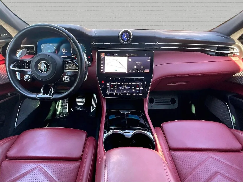 Maserati Grecale photo 7