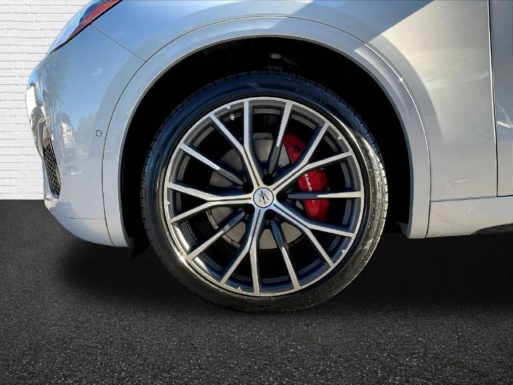 Maserati Grecale photo 21