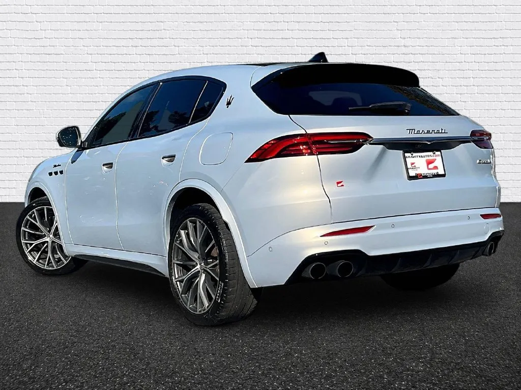 Maserati Grecale photo 4