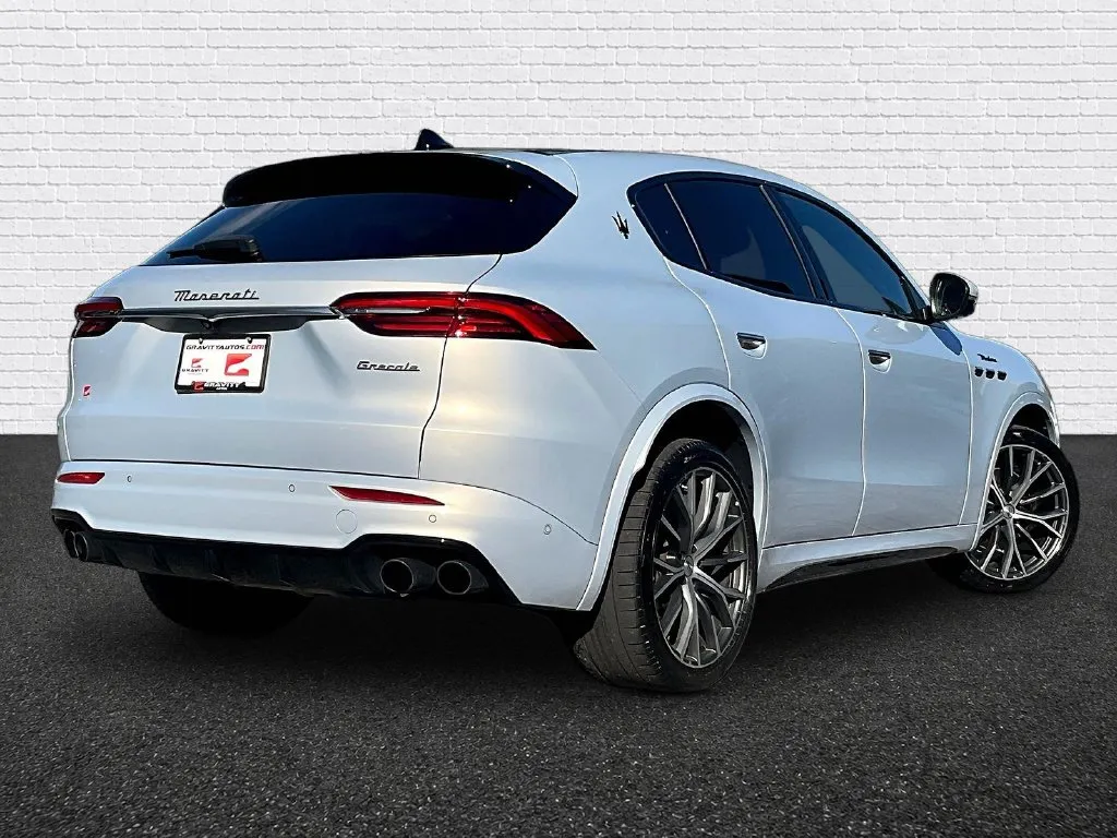 Maserati Grecale photo 6