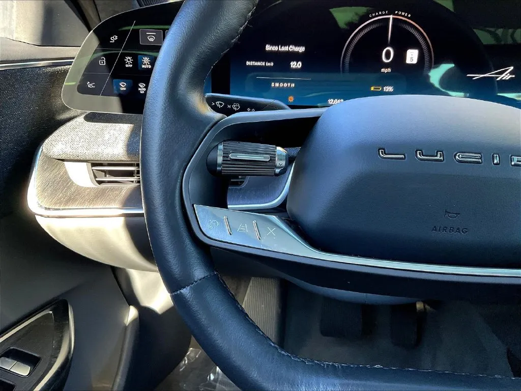 Lucid Air photo 9