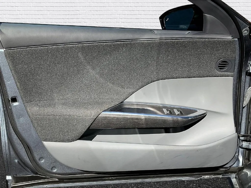 Lucid Air photo 13